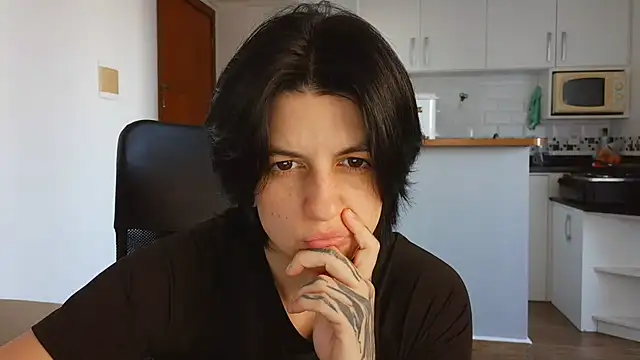Chat +18 de kyslrana ao vivo
