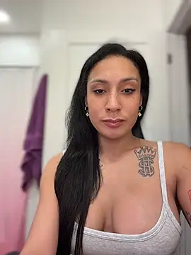 FerrariFrench লাইভ XXX চ্যাট