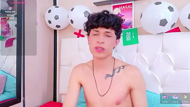 Axel__Evans live XXX chat