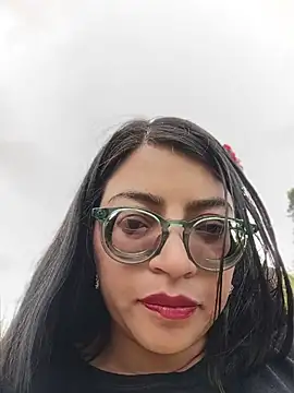 SOFI__10 Live XXX-chat