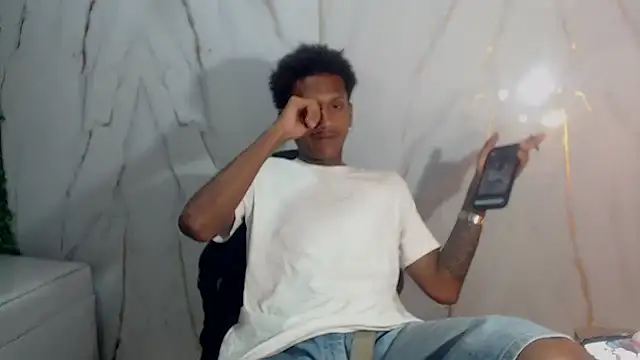 ManSant 라이브 XXX 채팅