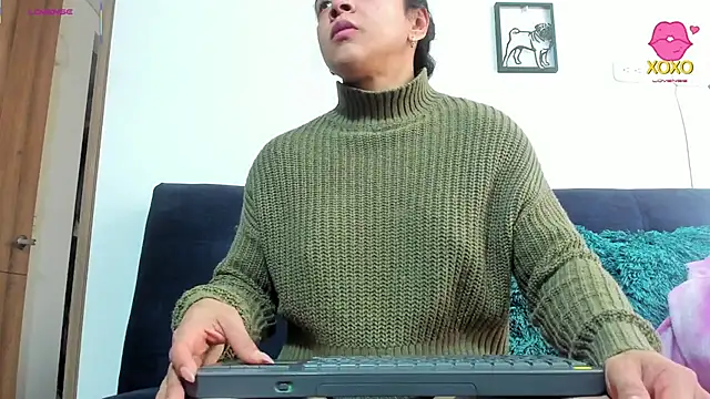 Chat XXX ao vivo de Bessie32