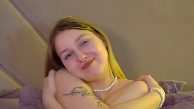 TinnaBurton Adlı Modelin Canlı XXX Sohbeti