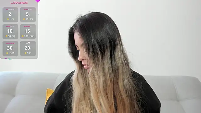Fernanda_aaaa 现场XXX聊天
