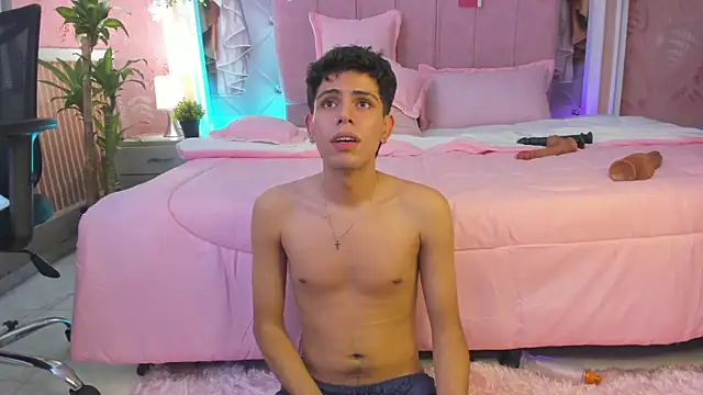 Chat +18 de hunterwest06 ao vivo