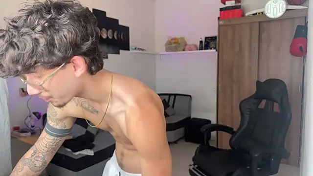 Kisan_Smith – Naživo XXX chat
