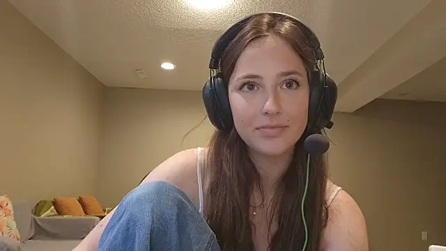 MiguelinaAvetisyann Live XXX chat