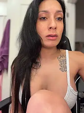 Chat XXX en directo de FerrariFrench
