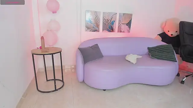 XXX chat uživo modela halima_fara