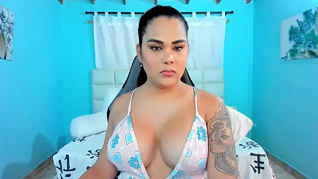 Chat +18 de shadia-orozco ao vivo