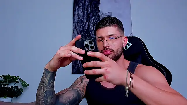 Santos_ramirez1 Adlı Modelin Canlı XXX Sohbeti
