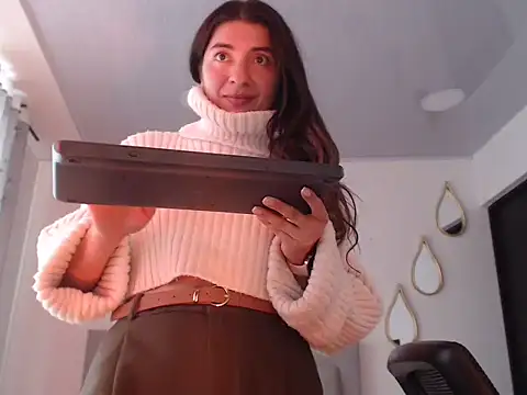 Julietaamado Chat XXX in diretta