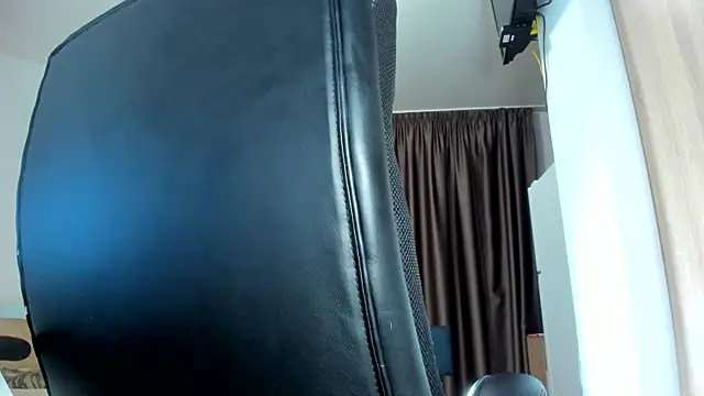 Živý XXX chat Findom_guy