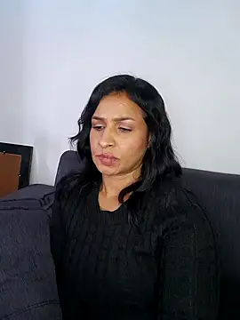 mell0102 Live XXX Chat
