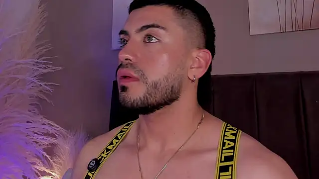 Alexander_Diazz Live XXX Chat