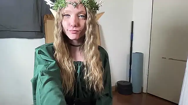 ElfGirlAna: онлайн-секс-чат