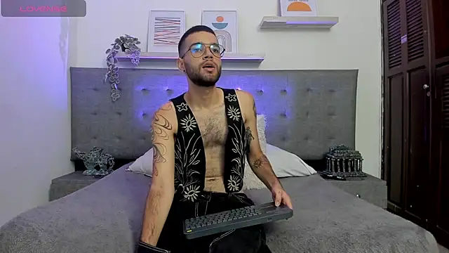 elliot_flame élő XXX-chatje