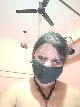 ZOYA-STRIP Chat XXX in diretta