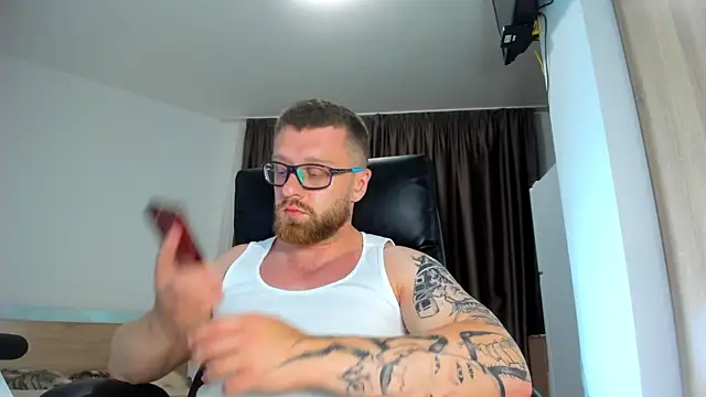 Živý XXX chat Findom_guy