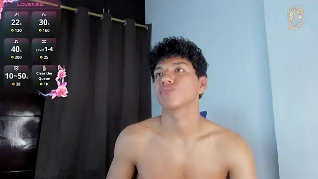 Maximiliano_Young Chat XXX in diretta