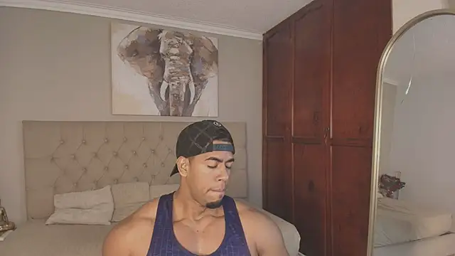 Czat XXX na żywo – Trevor_vinc