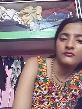 Chat +18 de KittyBby14 ao vivo