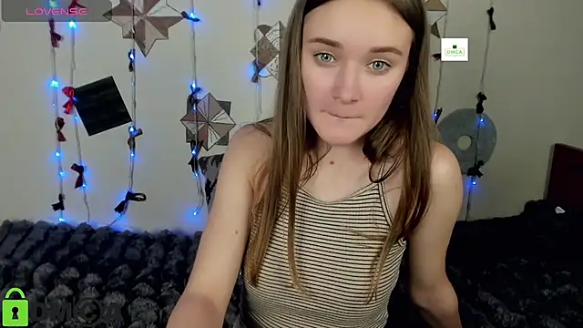Chatroom XXX en direct de Elina_X