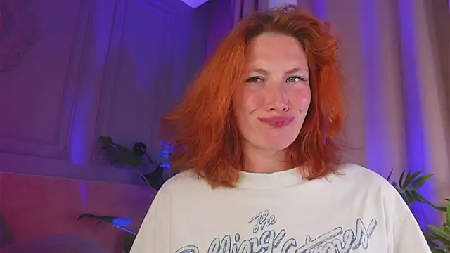 Liv_Fay Adlı Modelin Canlı XXX Sohbeti