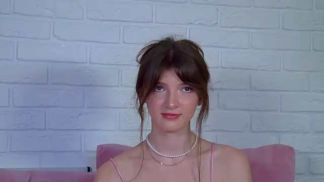 SophiaProve's Live XXX Chat