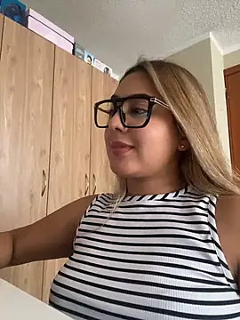 Miabonnett_ Live XXX-chat
