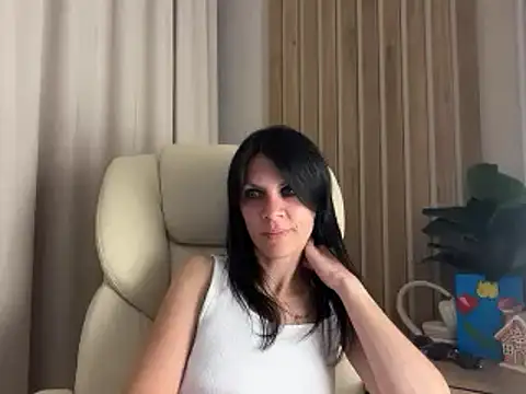 InjaAtHome Chat XXX live