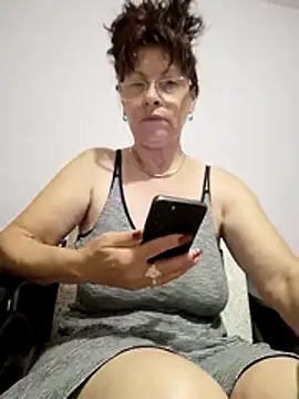 flymyrya123 Live XXX-Chat
