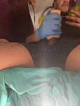 GusanoDelicioso's Live XXX Chat