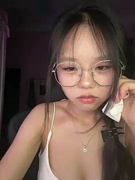 Sembang XXX Secara Langsung Emely-lysea