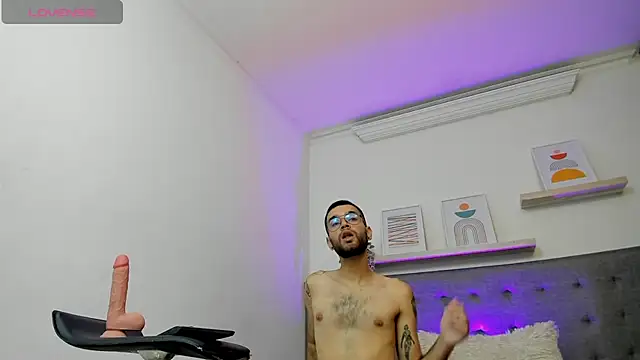 elliot_flame live XXX chat