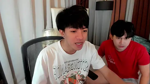 แชท XXX สดของ davincihugecock