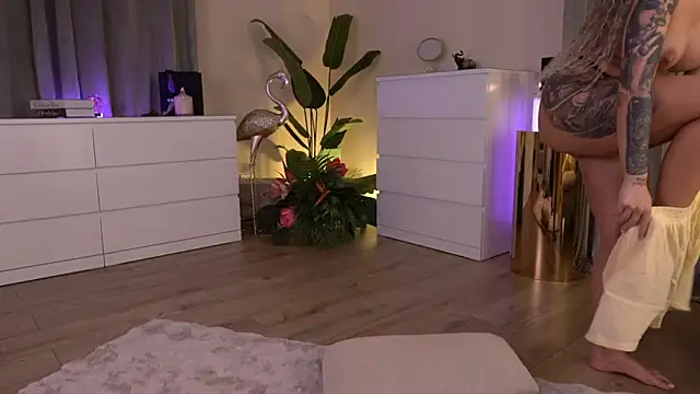 Tinydoll_XO's Live XXX Chat