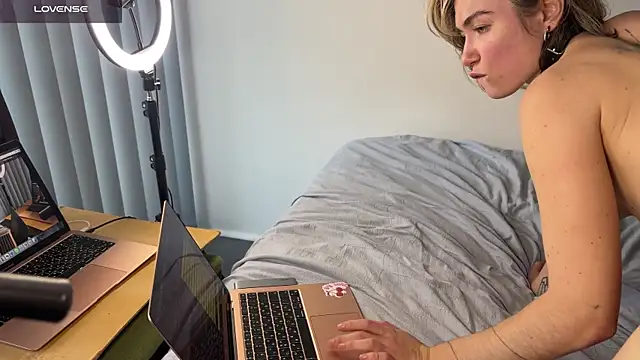 Call_me_Kara Live XXX Chat