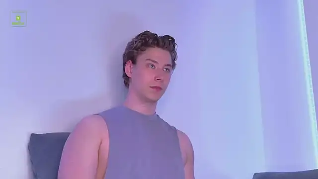 Massimo_Voss élő XXX-chatje