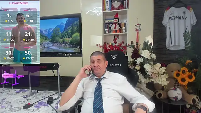 دردشة SpartacusDaddy48 الجنسية المباشرة
