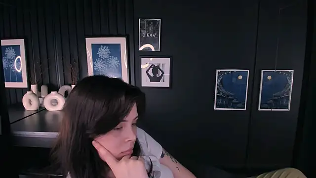 Maykinkya Live XXX-chat
