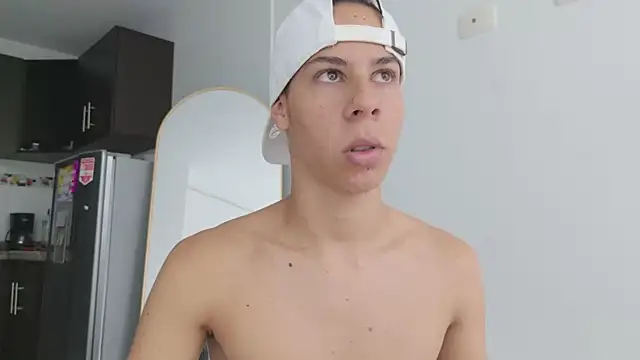 grey___27 라이브 XXX 채팅