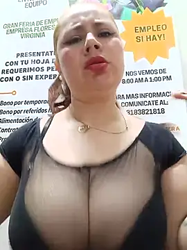 VANESSA__28 XXX чат на живо