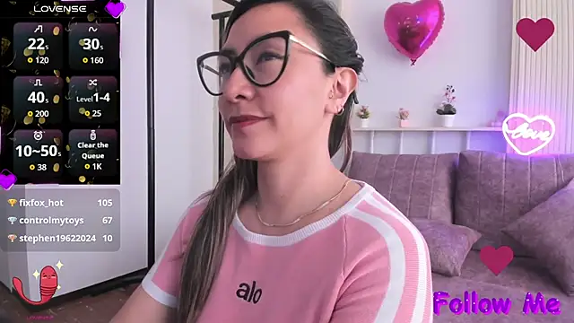 VelvetMouth_'s Live XXX Chat