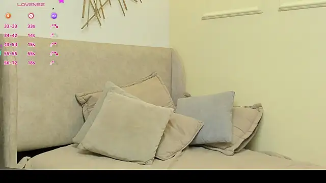 XXX chat uživo modela zara_milf