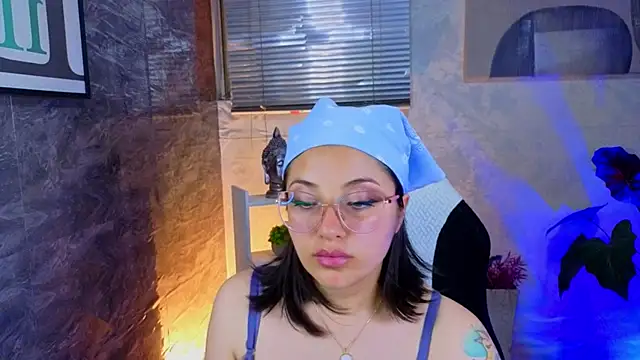 phoenixxxx777's Live XXX Chat