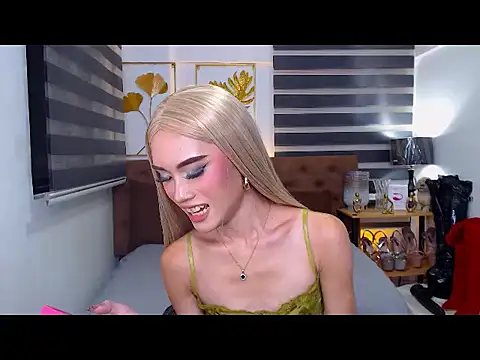 JuicyCockThea's Live XXX Chat