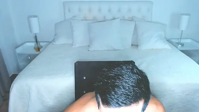 Chat XXX ao vivo de mr_hunterx