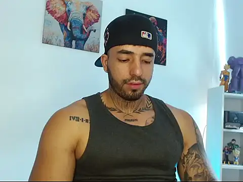 Jacobb_Phoenix Chat XXX live