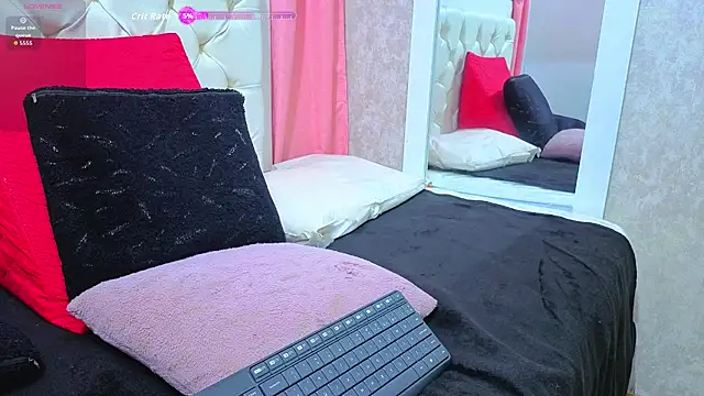 Malia_fox Live XXX-Chat